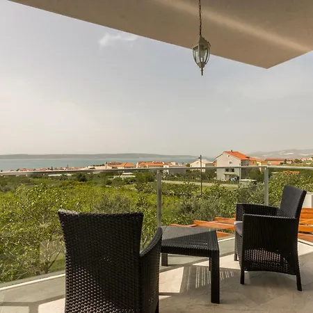 Bucije Private Pool Save 15 Percent On Split-villas Com *