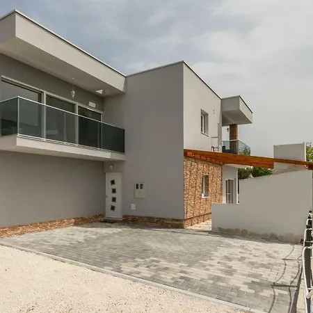 Bucije Private Pool Save 15 Percent On Split-villas Com *