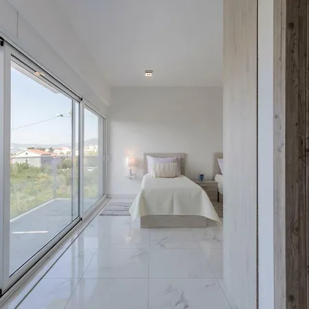 ヴィラ Bucije Private Pool Save 15 Percent On Split-villas Com *