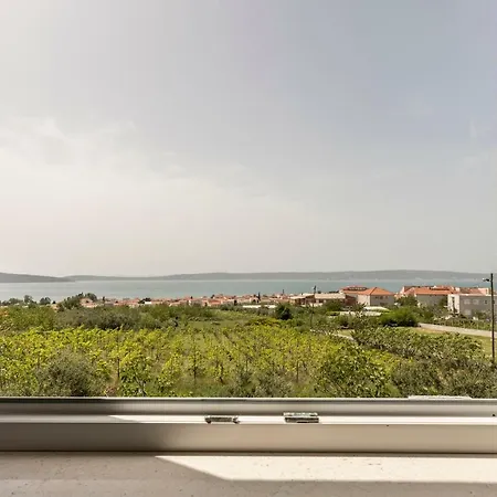 Bucije Private Pool Save 15 Percent On Split-villas Com * Kaštela